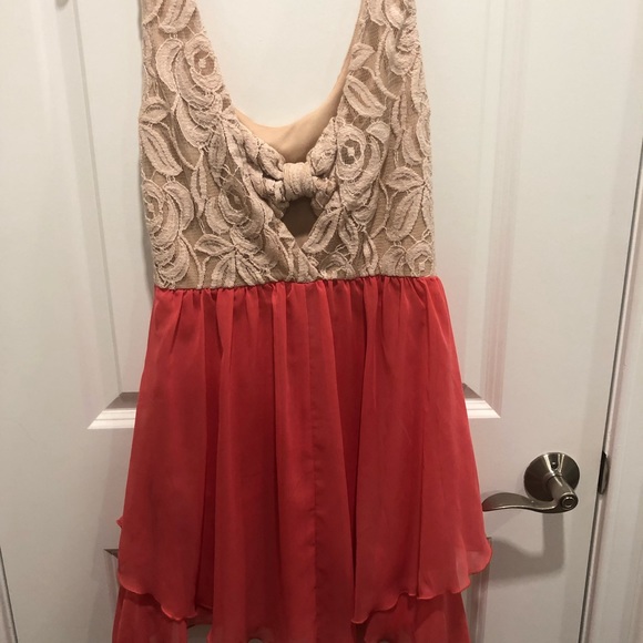 Dress - Picture 5 of 5